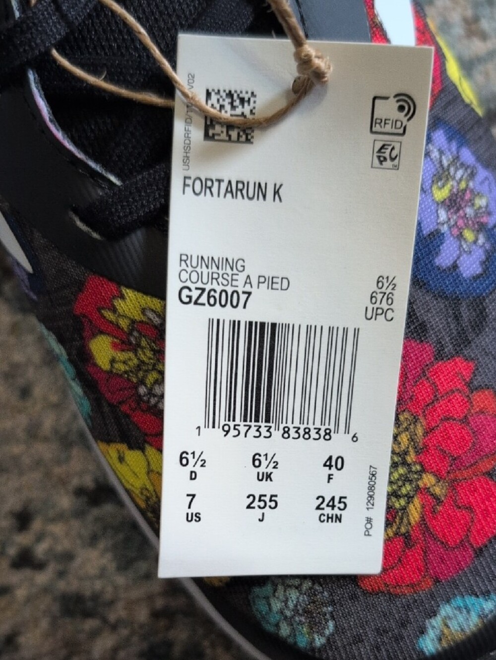 NWT Adidas FortaRun K Floral Print Sneakers Size 7Y (US Women’s 7.5) GZ6007 - Picture 4 of 5